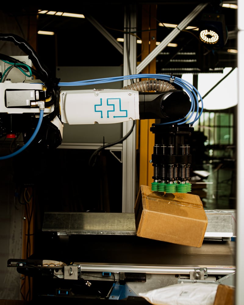 Plus One Robotics’ Parcel Handling Solution