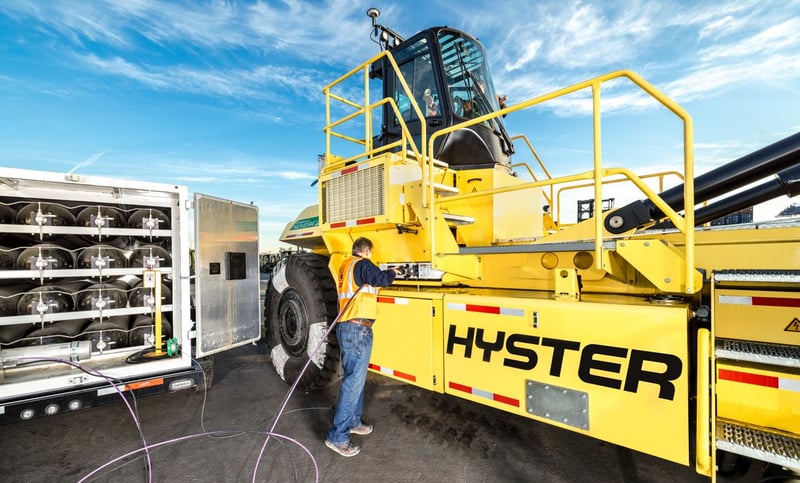 Hyster hydrogen-powered top-pick container handler