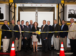 Hyster celebrates opening of state-of-the-art experience center