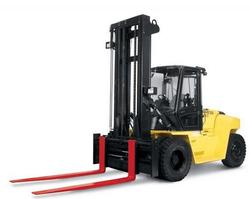 Hyster promotes new H330HD2S model at SFPA Expo