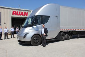 Tesla meets with RUAN during tour with electric truck