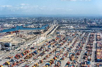 Port of Long Beach image