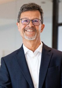 Helmut Schmid takes over the helm at AGILOX
