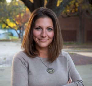 Women In Trucking Association names Nicole Glenn as the 2022 Distinguished Woman in Logistics