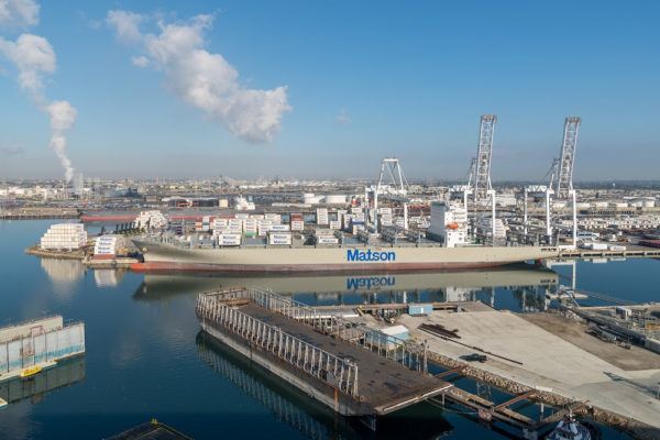 Long Beach cargo ship image