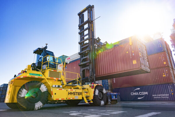 Hyster Heavy Equipment image