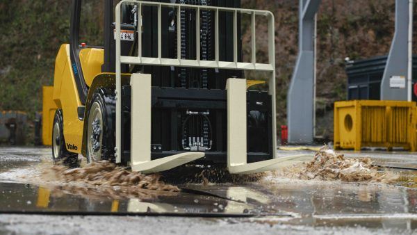 Cost-Effective Electric Forklift