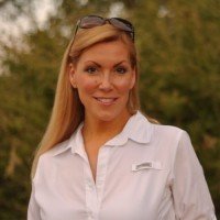 Beth Van Duyne image