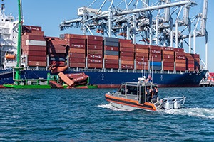 Unified Command Continues to Respond to Fallen Containers at the Port of Long Beach image 4