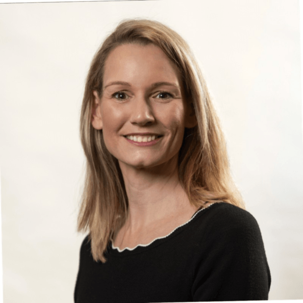 Aniko Mersek headshot