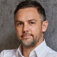Nico Kowarschik headshot