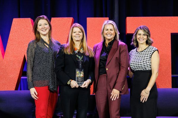 Women In Trucking Association Names Dee Dee Cox