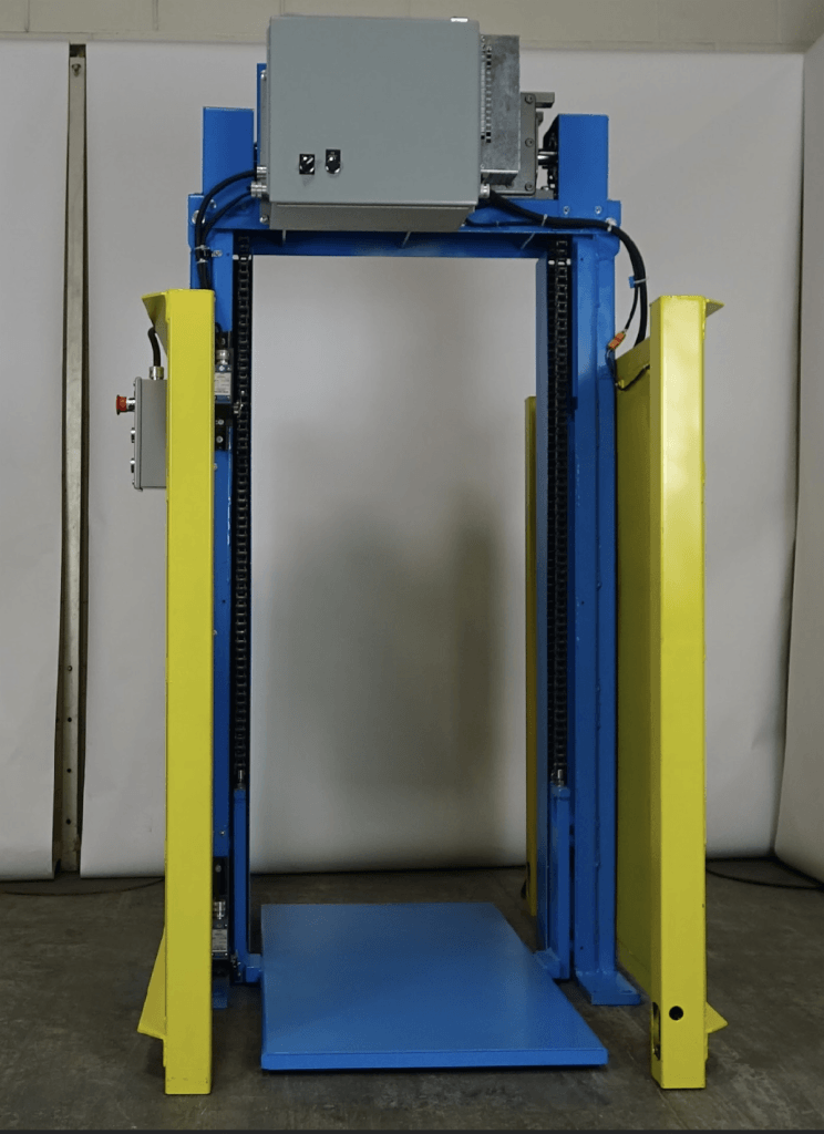 Advance lifts new electric straddle lift image 2
