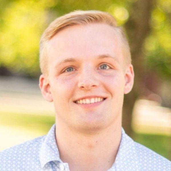 Alex Dicke headshot