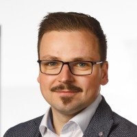 Andreas Schiller headshot
