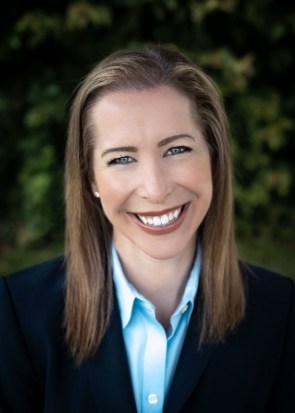 Kerstin Woods headshot