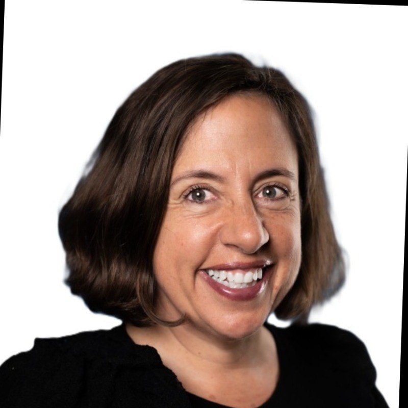 Monica Sanchez headshot